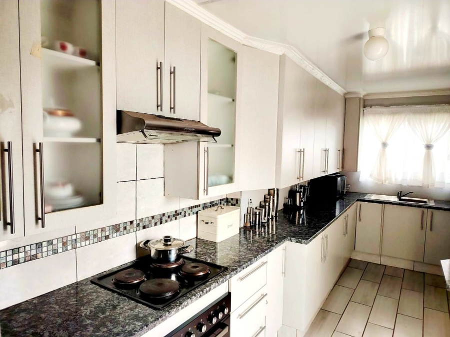 3 Bedroom Property for Sale in Amalinda Eastern Cape